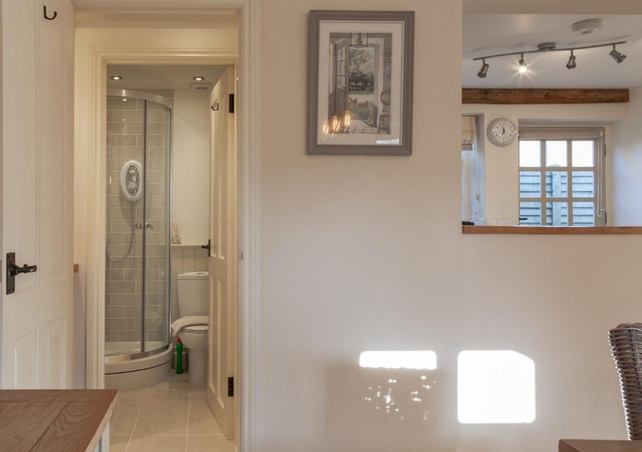 Jasmine Cottage - 2 Bedroom In Heart Of Bourton! Exterior foto